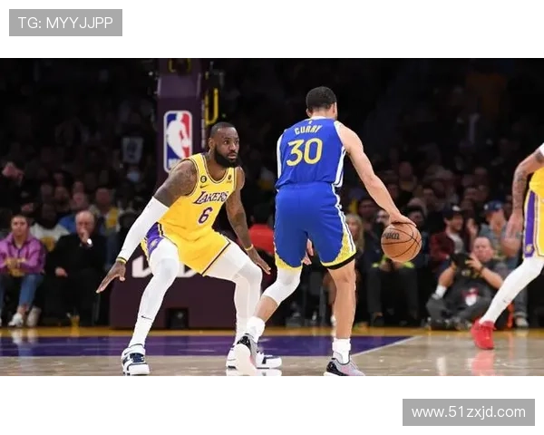 詹姆斯携手浓眉哥领衔湖人冲击总冠军勇士迎战篮网展开季后赛激战
