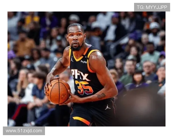 詹姆斯领衔湖人迎战勇士，杜兰特率领太阳强势反击，NBA季后赛精彩纷呈